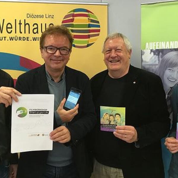 v.l.: Martin Stöbich, LR Rudi Anschober, Bert Brandstetter und Claudia Zechmeister / Land der Menschen OÖ v.l.: Martin Stöbich, LR Rudi Anschober, Bert Brandstetter und Claudia Zechmeister