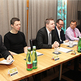 Bischofsvikar Wilhelm Vieböck (Herausgeber KirchenZeitung Diözese Linz), Martin Grubinger (Multipercussionist), Simon Ertl (Concert Linz gmbH), Mag. Gernot Kremser (Künstlerischer Leiter Posthof), Mag. Thomas Ziegler (Kaufmännischer Vorstandsdirektor / © Diözese Linz / Appenzeller Bischofsvikar Wilhelm Vieböck (Herausgeber KirchenZeitung Diözese Linz), Martin Grubinger (Multipercussionist), Simon Ertl (Concert Linz gmbH), Mag. Gernot Kremser (Künstlerischer Leiter Posthof), Mag. Thomas Ziegler (Kaufmännischer Vorstandsdirektor